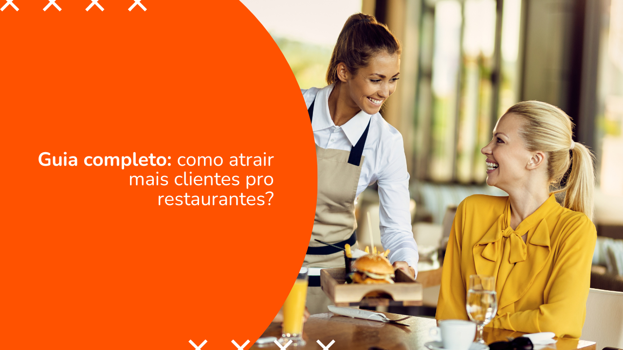 garçonete e cliente conversando como atrair clientes